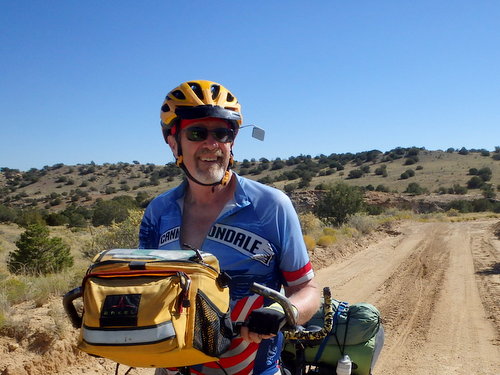GDMBR: Dennis Struck and the Bee - Cuba to Grants, New Mexico.
